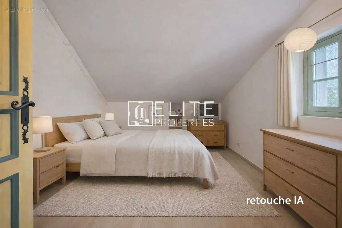 Grasse : Maison de Maître avec Potentiel Constructible Majeur ! - photo 29