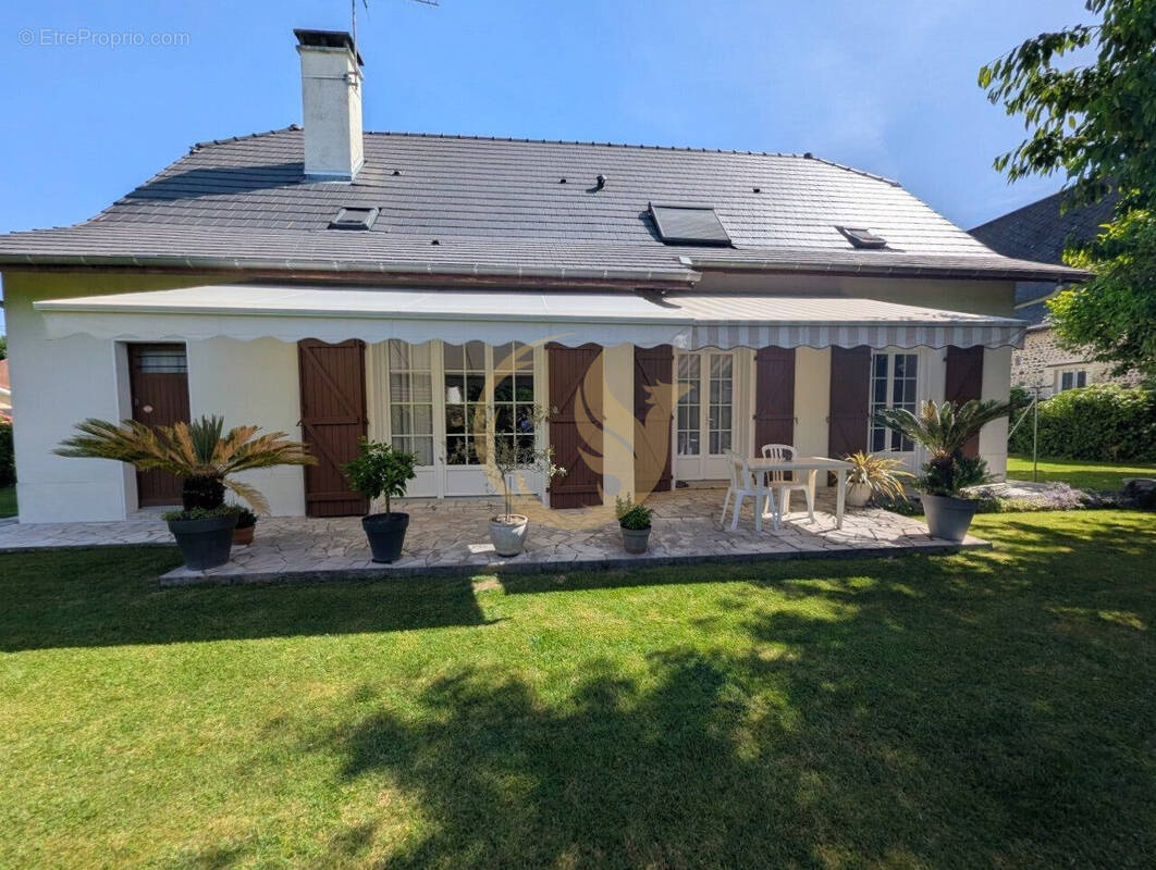 Maison à LONS