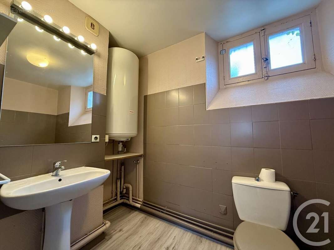 Appartement à FONTAINEBLEAU