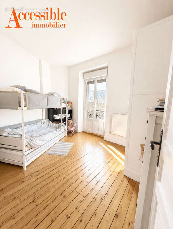 Appartement à AIX-LES-BAINS