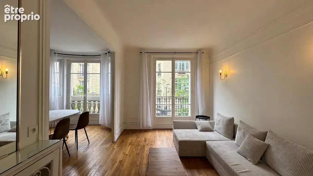 Secteur grenelle commerce appartement 3/4 pieces etage noble immeuble ravalé - photo 1