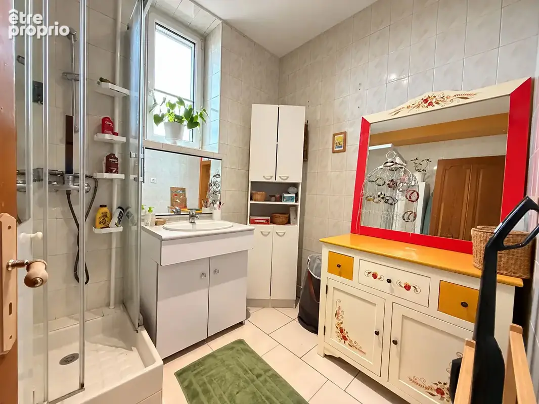 Appartement Montmorot 3 pièces / 2 chambres / 68.84 m² (80 m² au sol) - photo 4