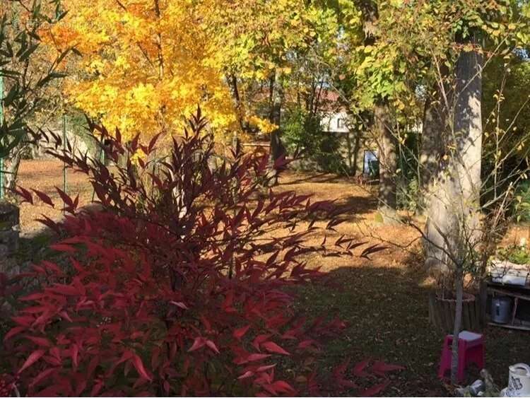 Maison à AVILLY-SAINT-LEONARD