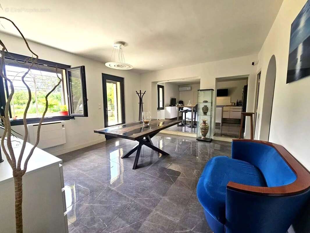 Maison à CAUMONT-SUR-DURANCE