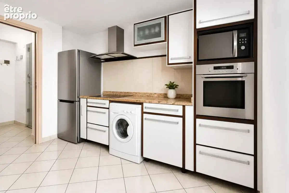 Appartement de 3 pièces de 65 m² à Perpignan + garage et cours - photo 4