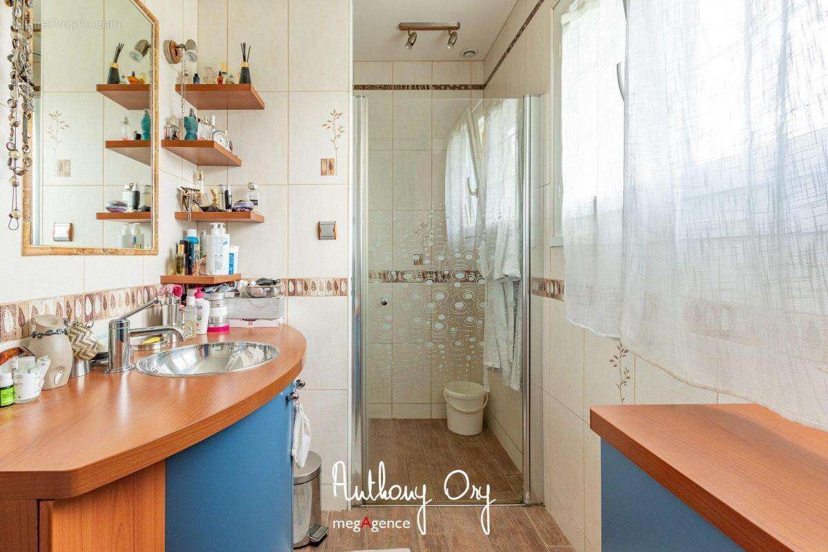 Maison à SAINT-SEVER-CALVADOS