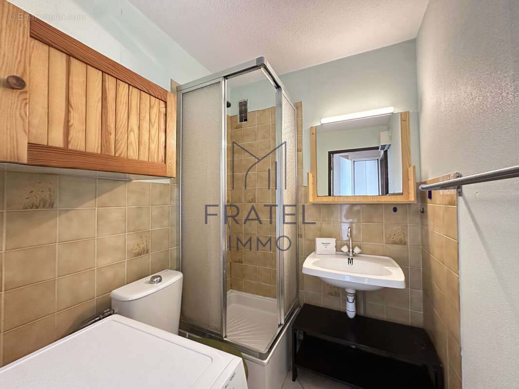 Appartement à MAUGUIO