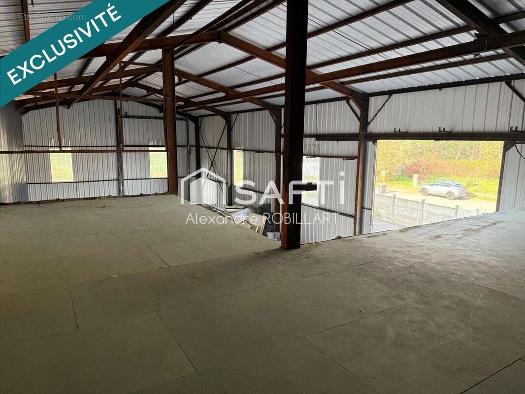 Photo 2 - Commerce à LIEVIN