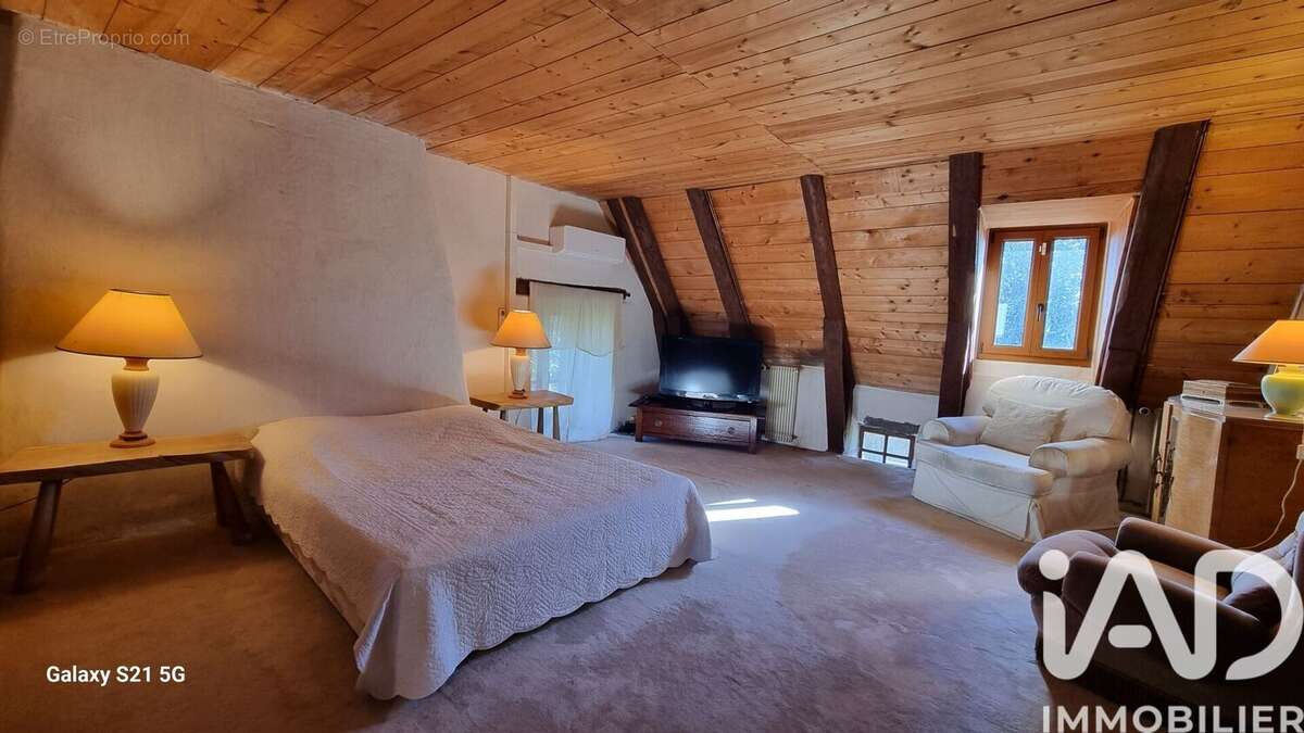 Photo 8 - Maison à SAINT-SAUVES-D'AUVERGNE
