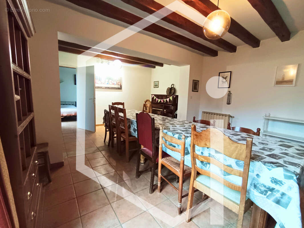 Maison à COSNE-COURS-SUR-LOIRE