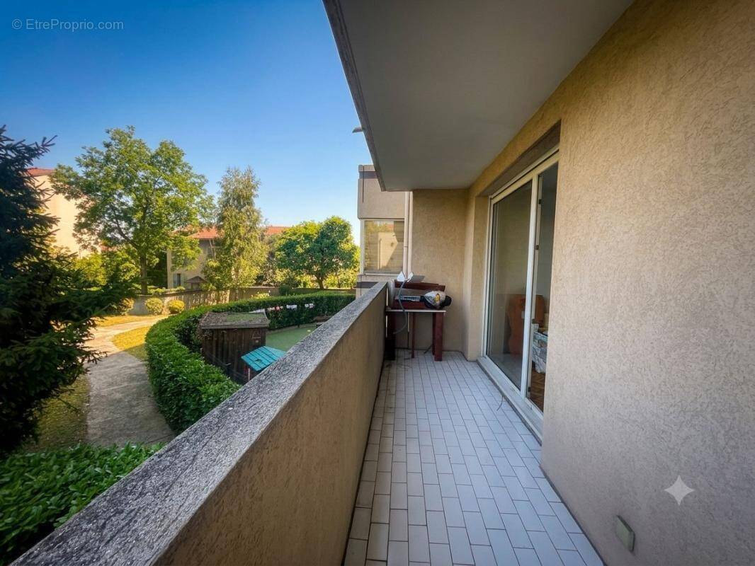 Appartement à LYON-8E