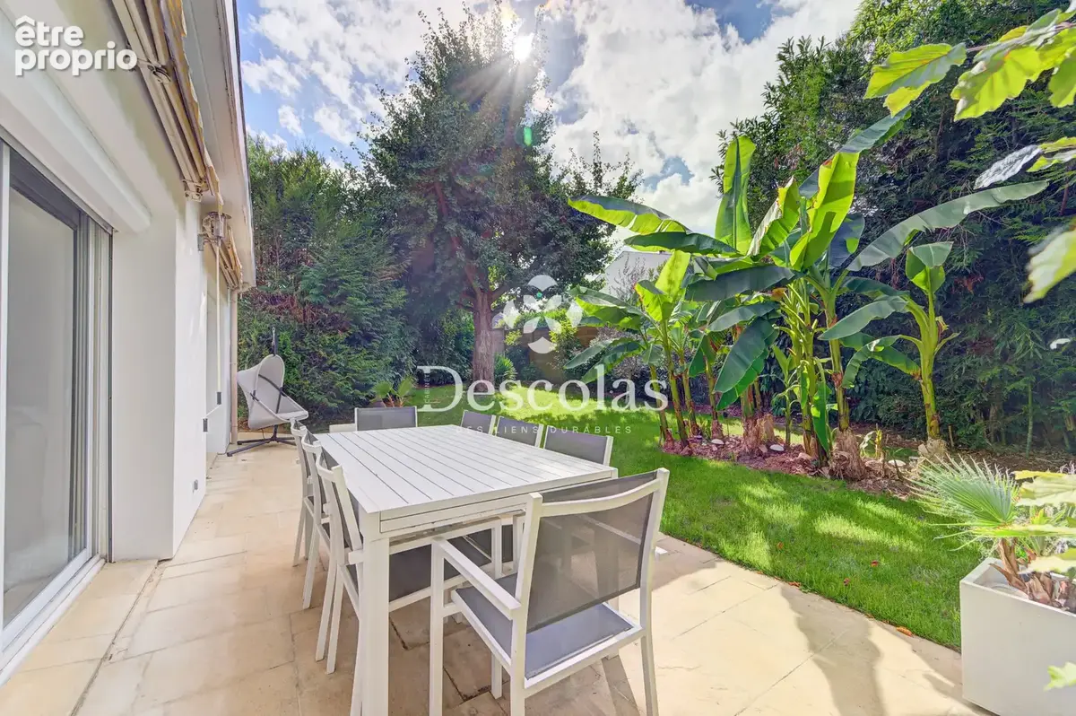 CHAMBOURCY- Maison familiale de 200 m2 - photo 4