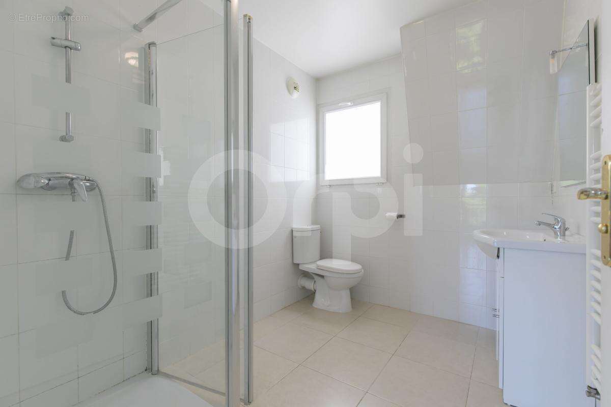 Appartement à BOISSY-SAINT-LEGER