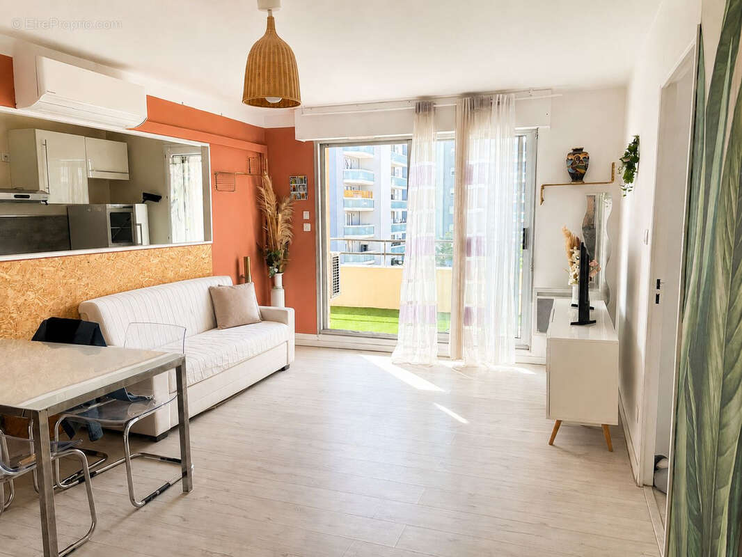 Appartement à MARSEILLE-10E