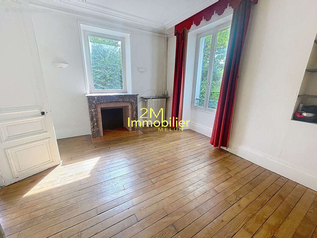 Maison à MELUN