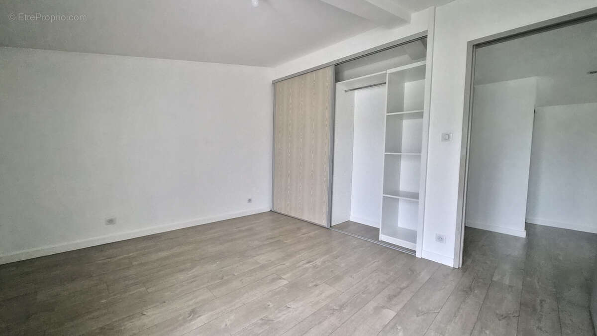 Maison à SAINTE-SOULLE