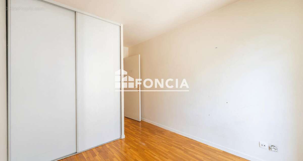 Appartement à NEUILLY-PLAISANCE