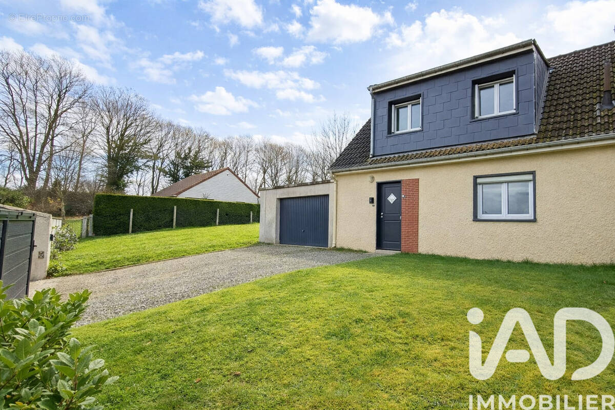 Photo 1 - Maison à CANY-BARVILLE