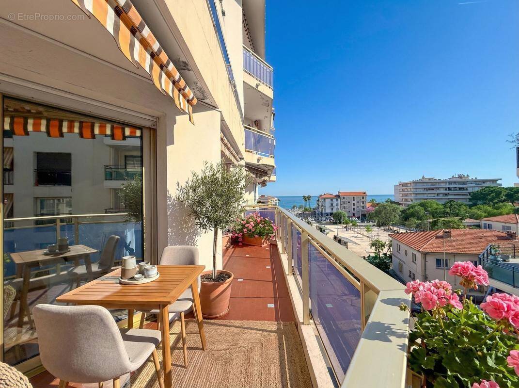 Appartement à CAGNES-SUR-MER