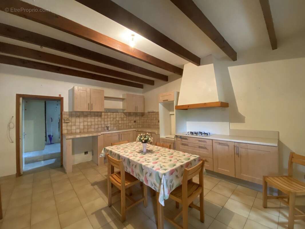 Maison à AURIGNAC