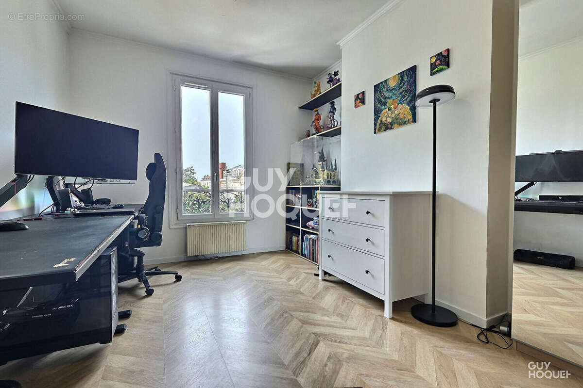 Appartement à MAISONS-ALFORT