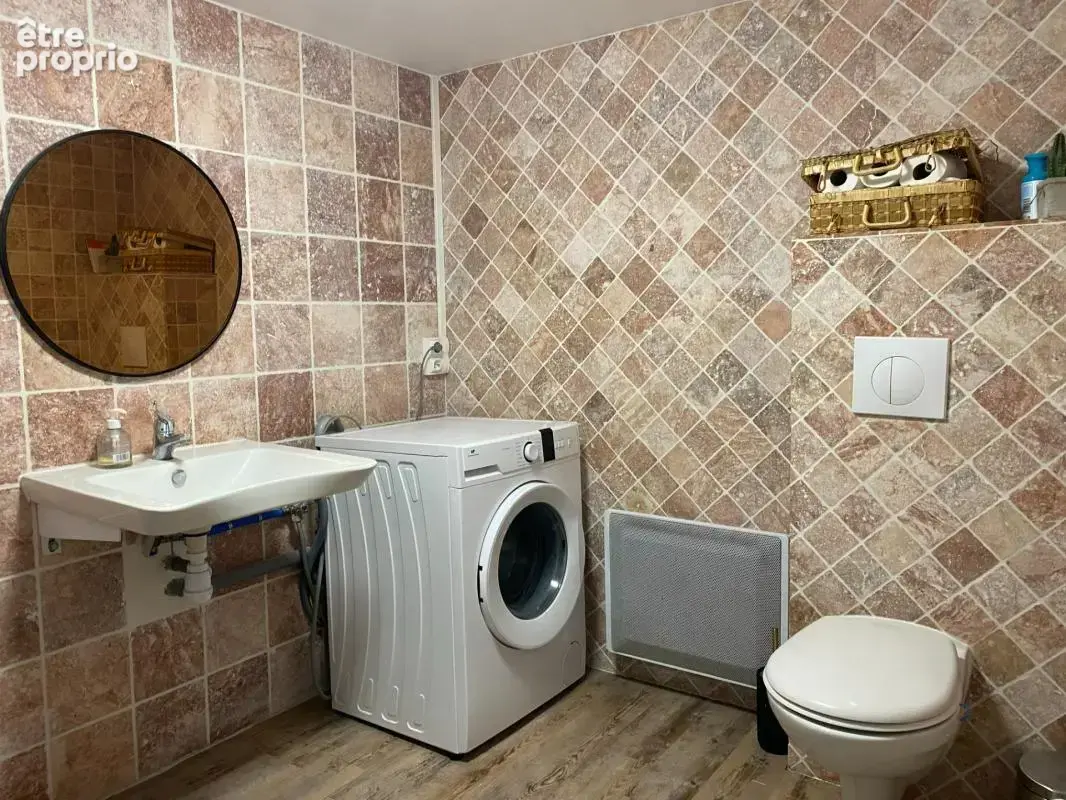 Maison prête à vivre à 6 kms de Lisieux - Terrain de 1200 m2 avec dépendance - photo 9