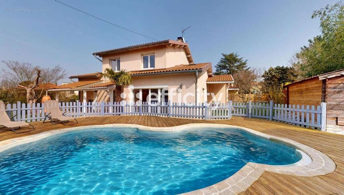 Maison à CHAPONOST