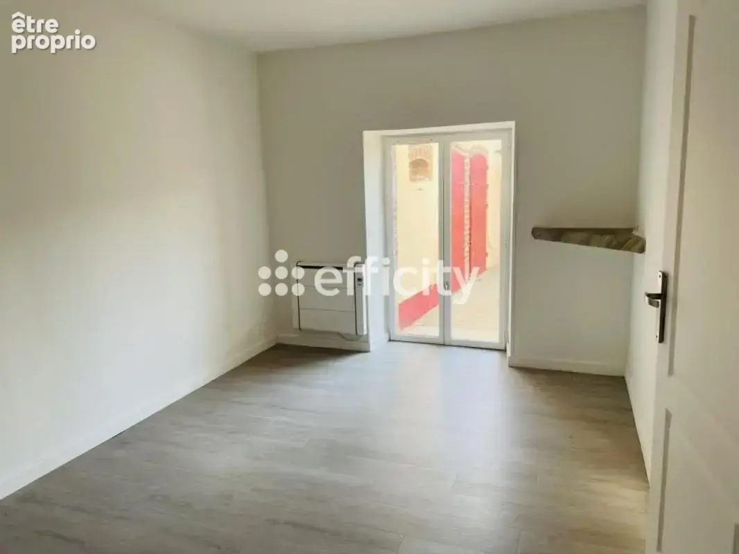 Maison 6 pièces 137 m² à vendre à Semur-En-Vallon (72390) - photo 10