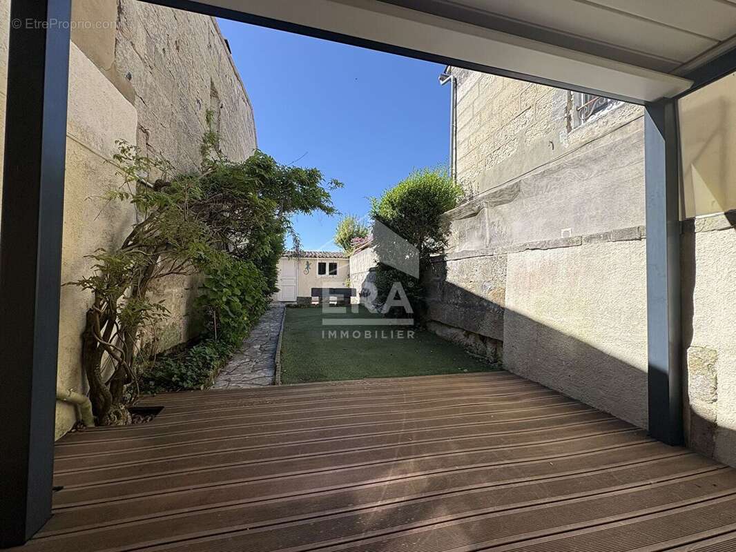 Maison à SAINTES