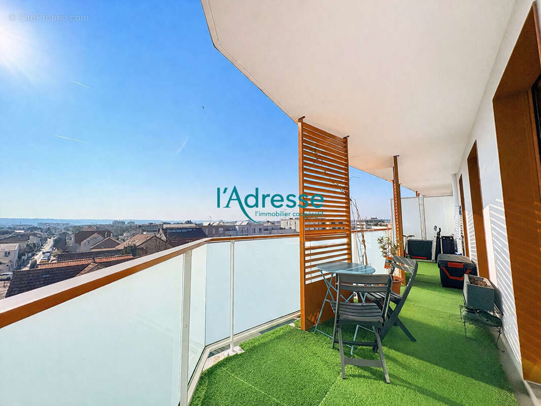 Appartement à NANTERRE