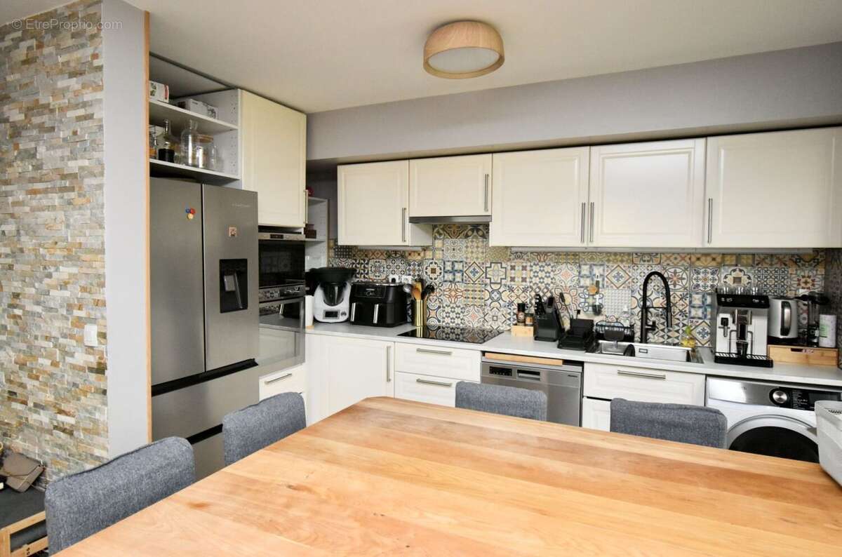 Appartement à GENNEVILLIERS