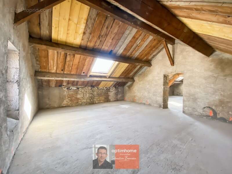 Appartement plateau brut à aménager – Dernier étage avec tropézienne – Dole (39100) - photo 13
