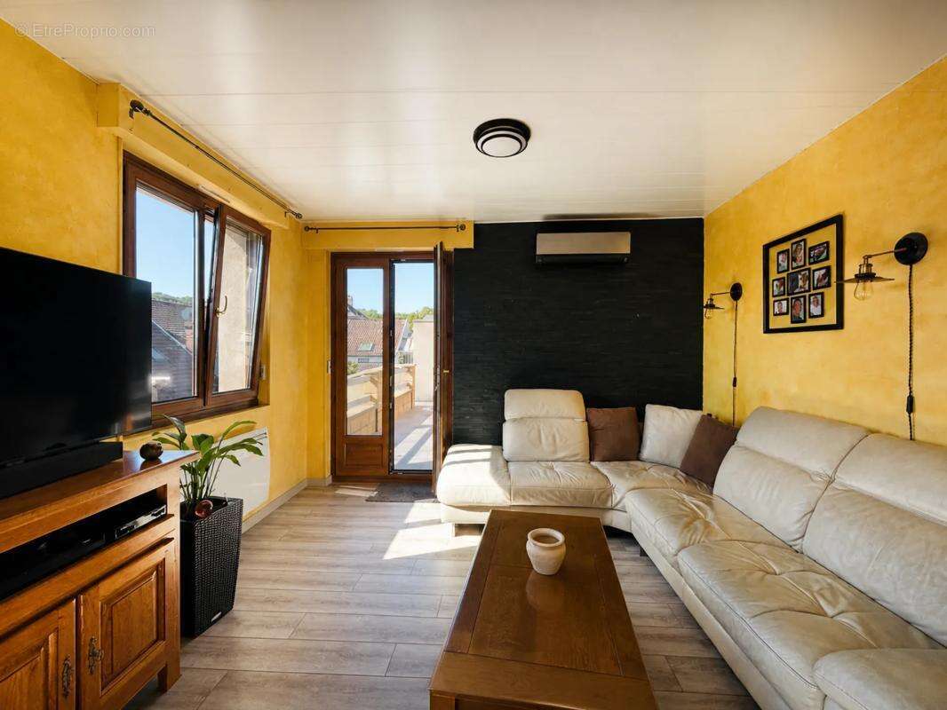 Maison de 196 m² à Saint-Martin-d'Ablois - photo 2