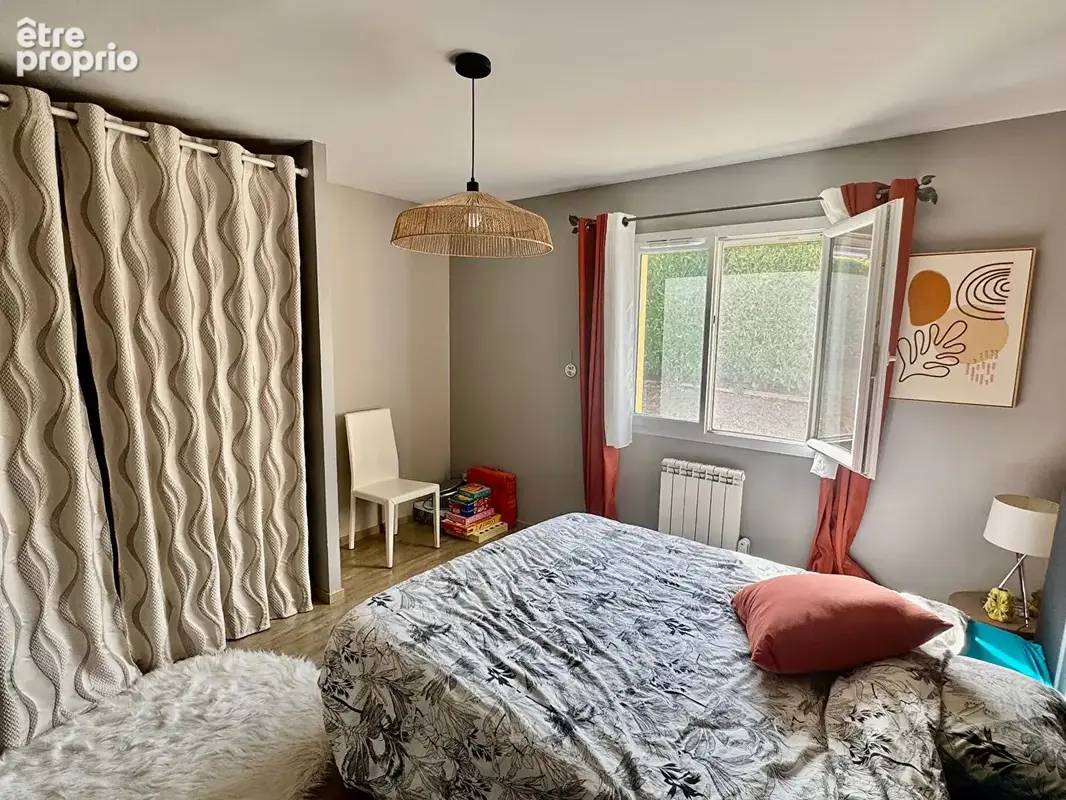 VERTAIZON / Grande maison familiale à seulement 20 min de Clermont-Ferrand ! - photo 9