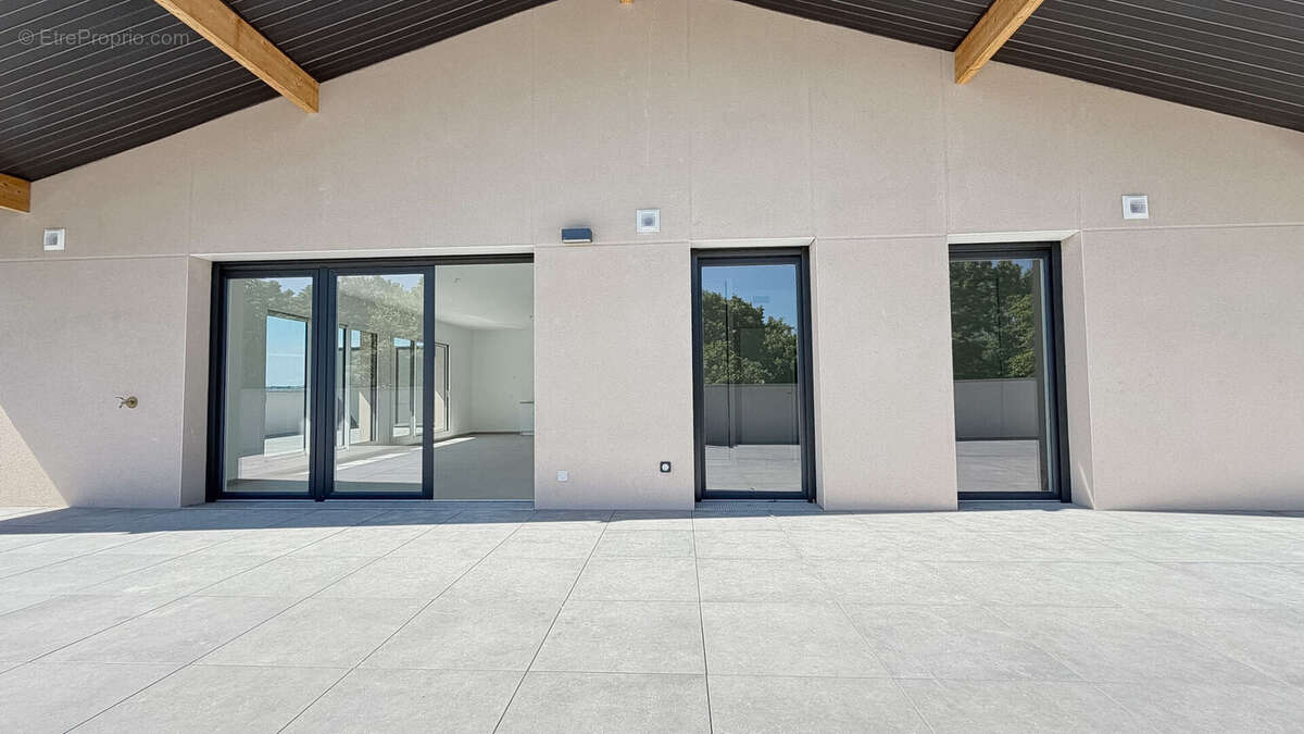 Grande terrasse  de 114 m2 - photo 5
