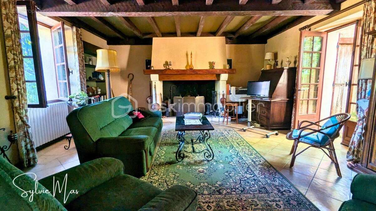 Propriété de caractère sur 6 hectares avec dépendances - photo 12