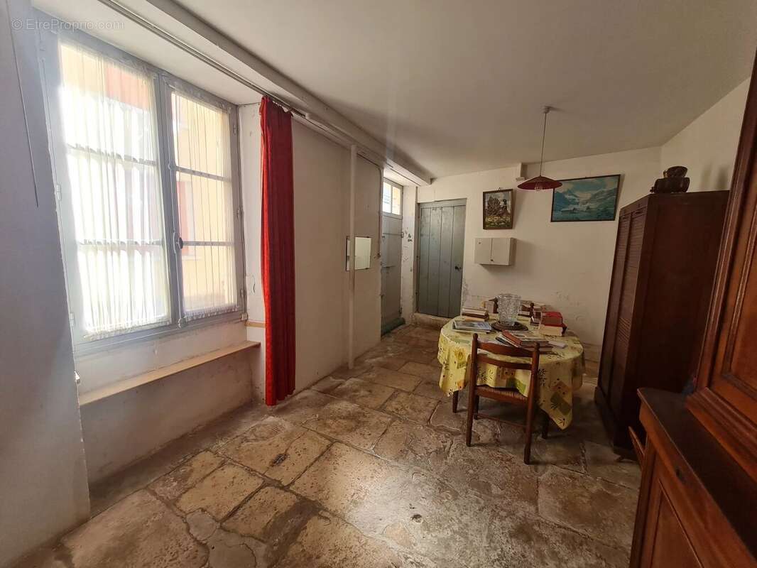 Maison à VERTEUIL-SUR-CHARENTE