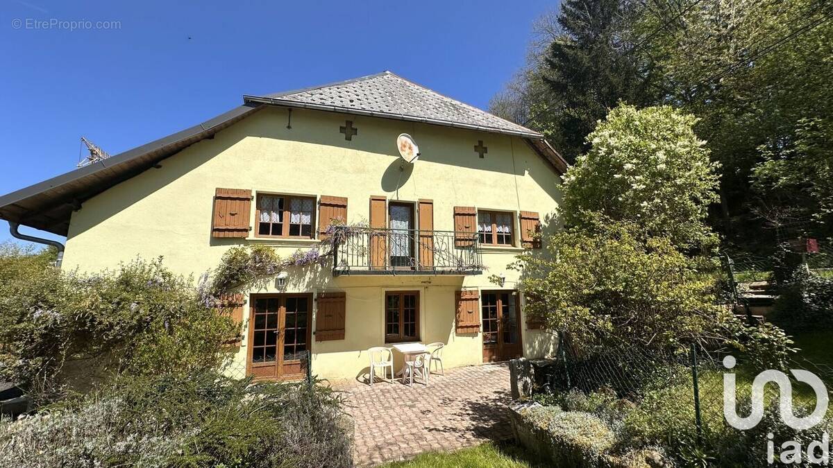 Photo 1 - Maison à ARBUSIGNY