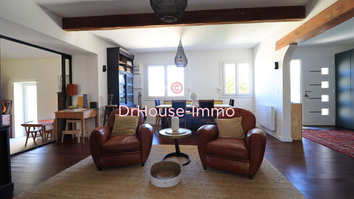 Maison à BLANQUEFORT