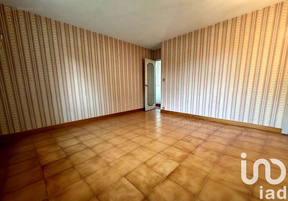 Photo 5 - Maison à LE MONT-SAINT-ADRIEN