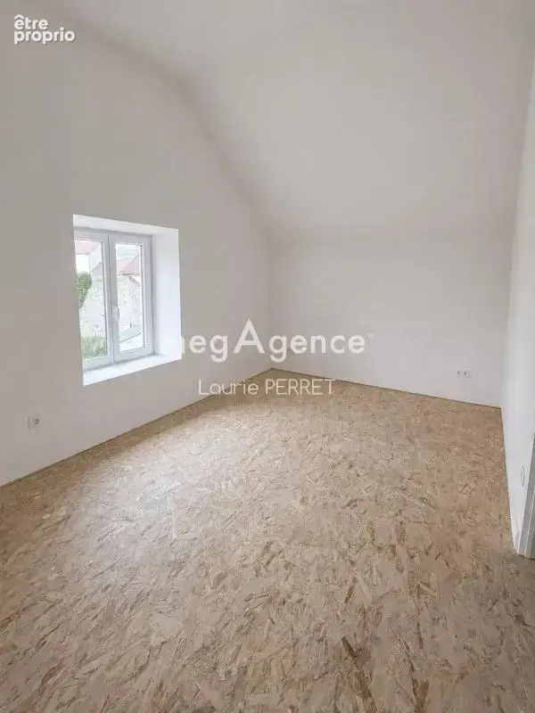 Maison de ville entièrement rénovée - photo 5