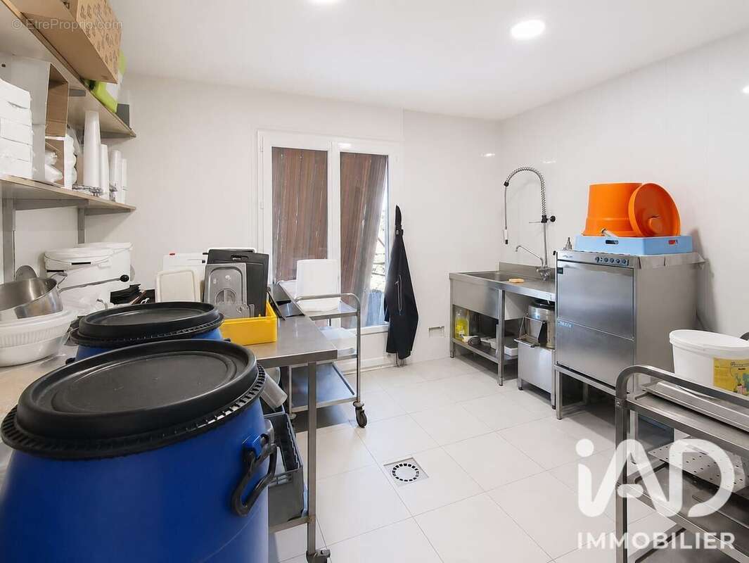 Commerce 180 m² à Heurteauville  - photo 8