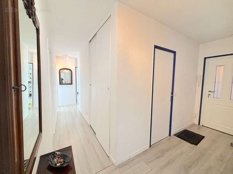 Appartement à vendre 4 pièces MOUGINS (06) - photo 10