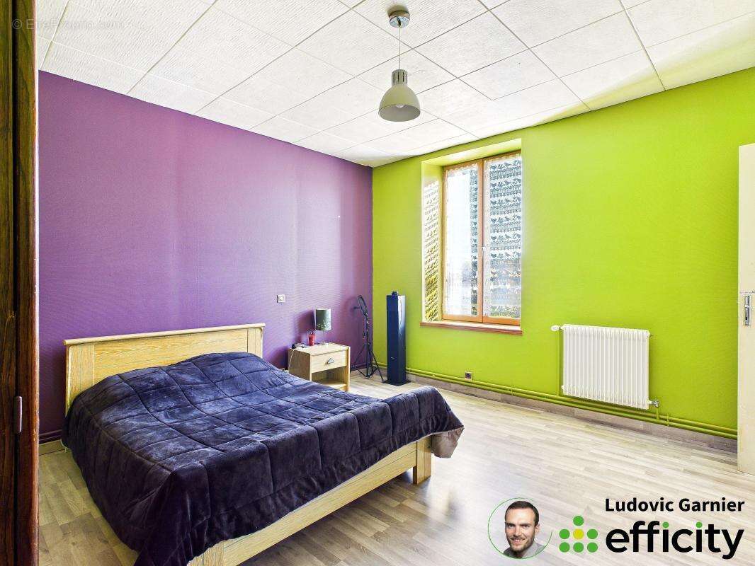 Maison à SAINT-HILAIRE-DU-HARCOUET