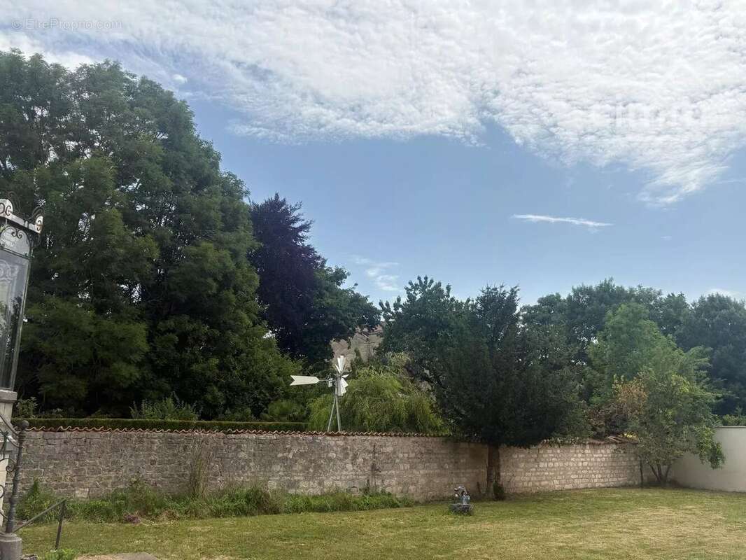 Maison à COMMERCY