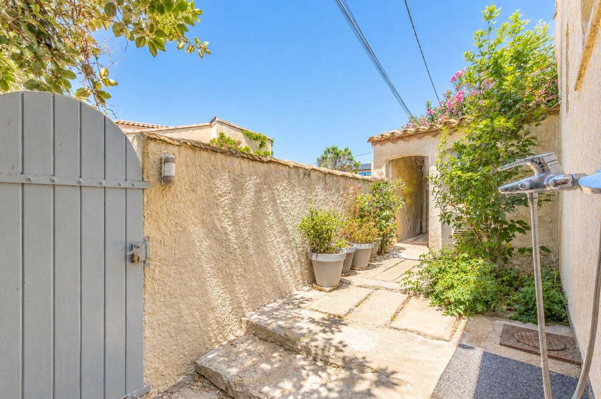Maison à FRONTIGNAN