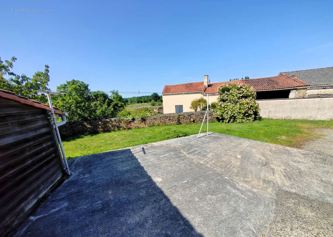 Maison à PISSOTTE