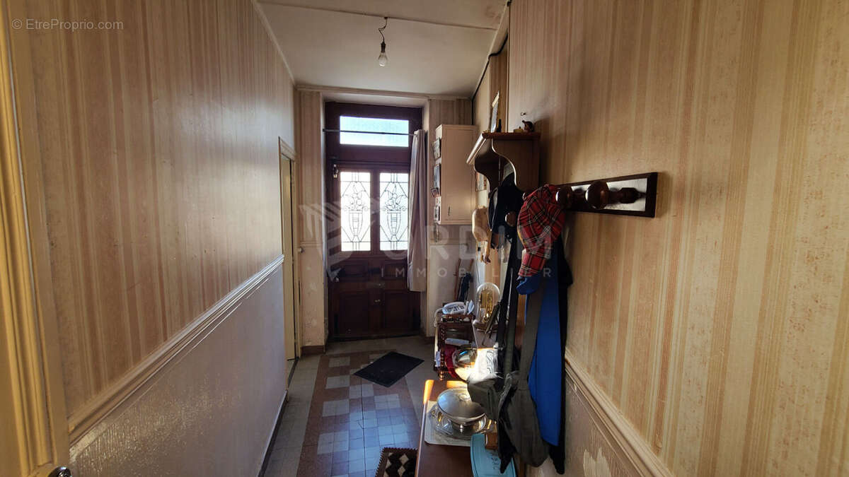 Maison à COSNE-COURS-SUR-LOIRE