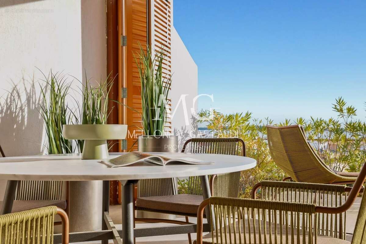 Cannes centre – penthouse d’exception – roof top – vue mer panoramique – 117 m² – 2 parkings - photo 14