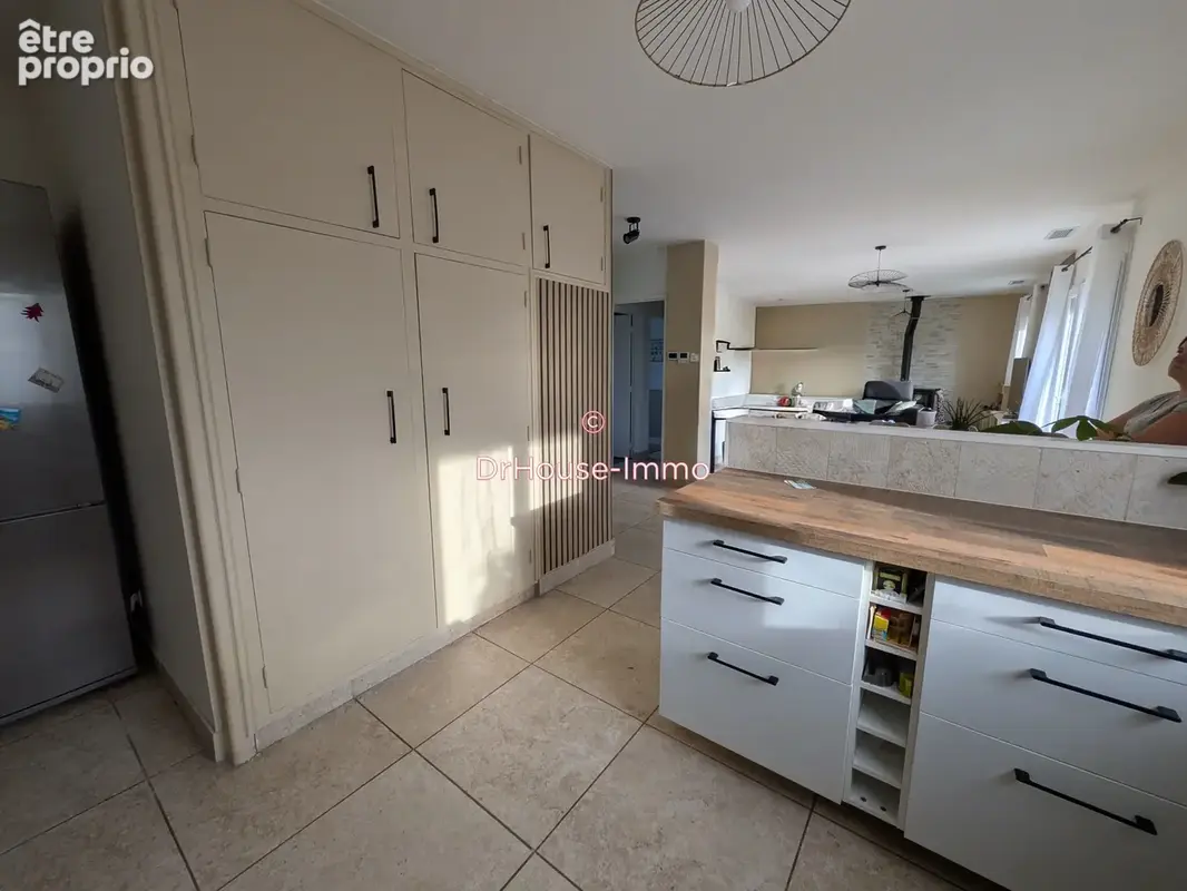 Maison 4 pièces 115 m² à vendre à Le Fleix (24130) - photo 4